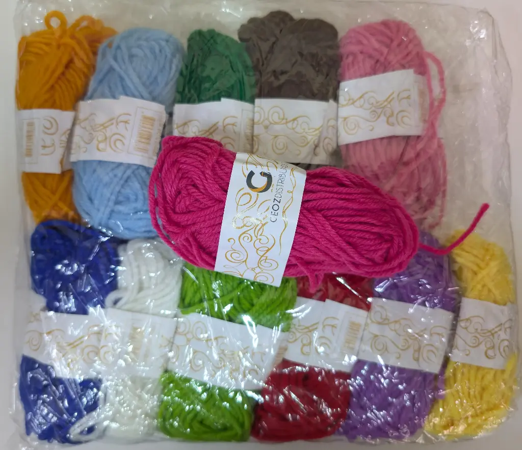 LANA ESCOLAR / HILAZA