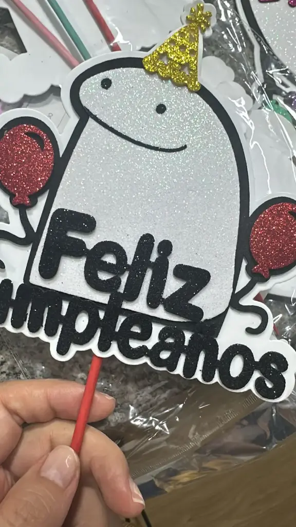 LETRERO/PIN FOAMY FELIZ CUMPLEAÑOS