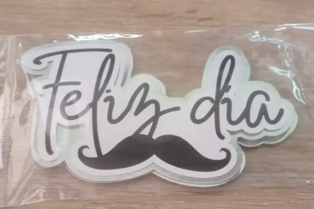 AVISO FELIZ DÍA BIGOTE O PARA CERVEZA
