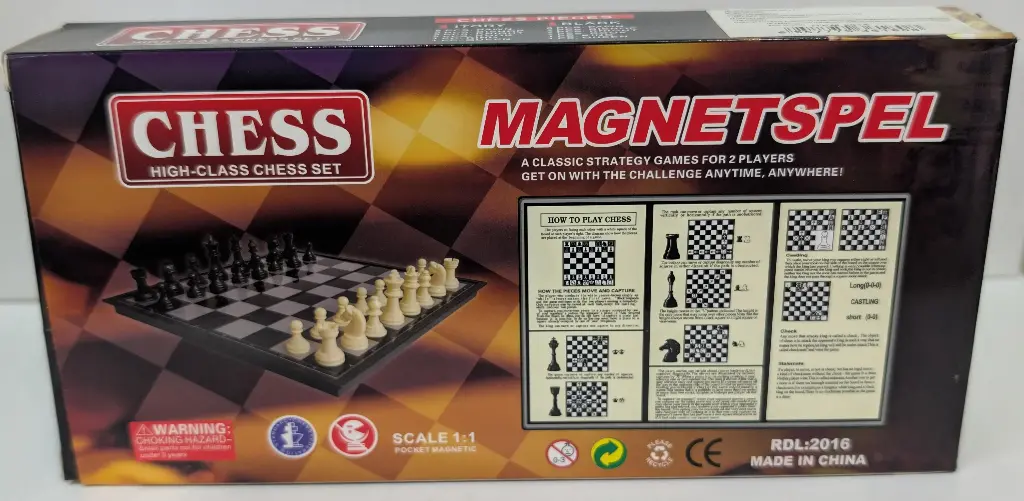 AJEDREZ PEQUENO EN CAJA