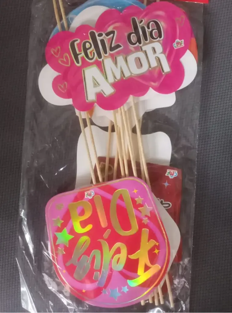 AVISO FELIZ DÍA AMOR Y AMISTAD