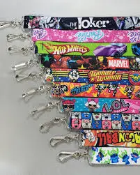 CORDON ESCARAPELA PERSONAJES 