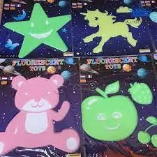 FIGURAS FLURESCENTES TOYS