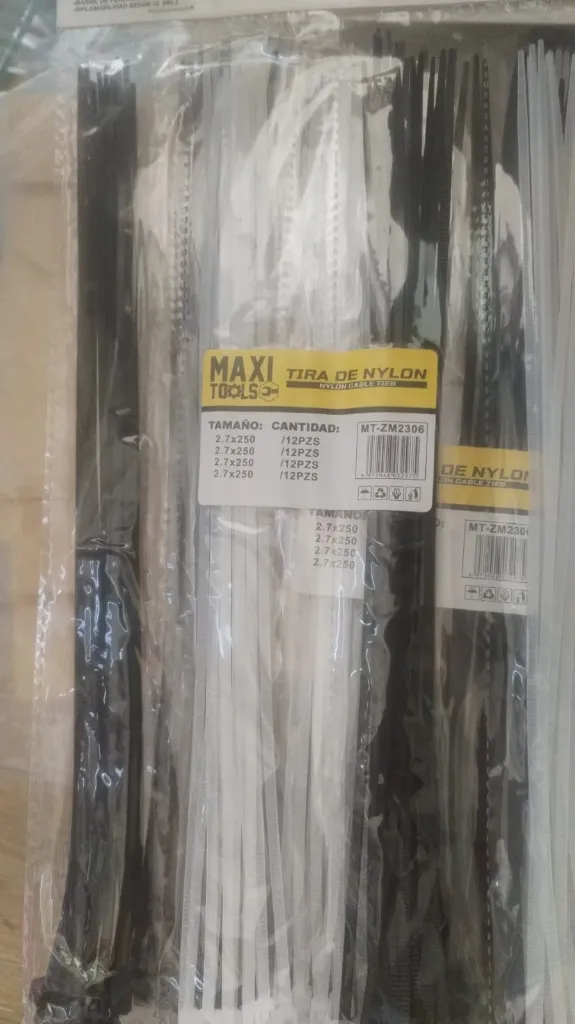 AMARRA PLASTICA X PAQUETE
