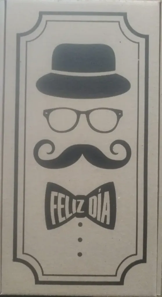 CAJA BAUL FELIZ DIA BIGOTE