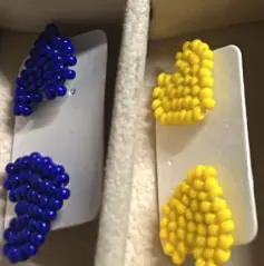 ARETES CORAZON TEJIDO