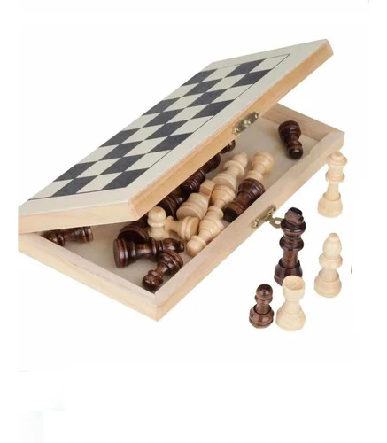 AJEDREZ EN CAJA DE MADERA
